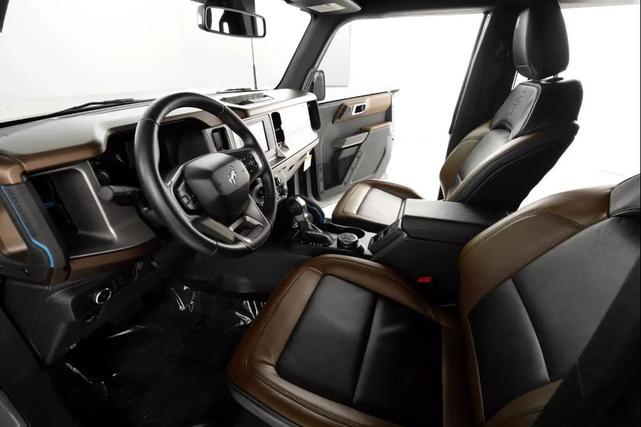 Photo of 2022 GRAY Ford Bronco