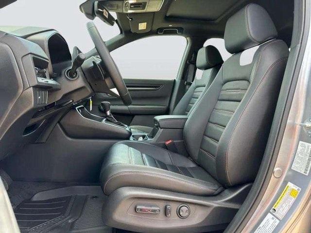 Photo of 2026 Silver Metallic Honda CR-V Hybrid