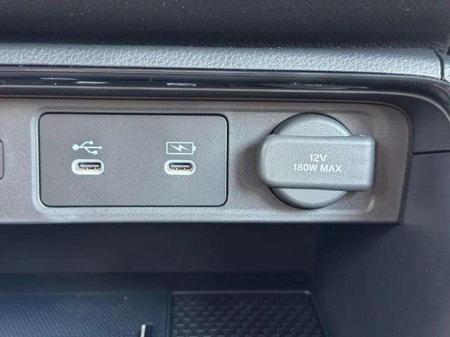 Photo of 2026 Silver Metallic Honda CR-V Hybrid