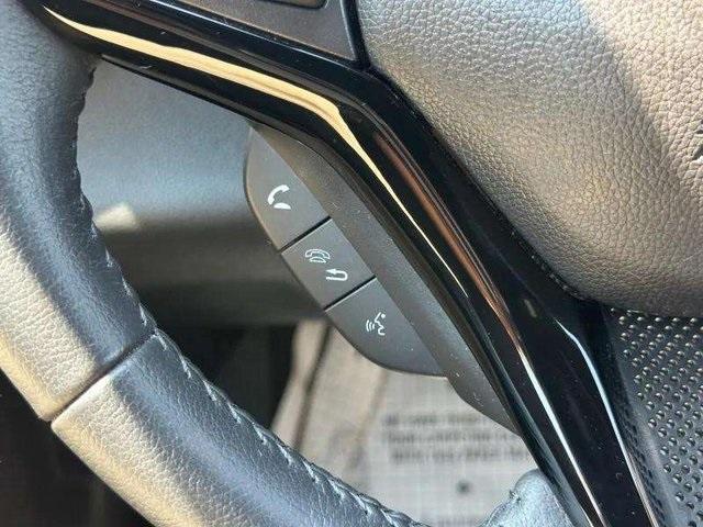 Photo of 2022 Platinum White Pearl Honda HR-V
