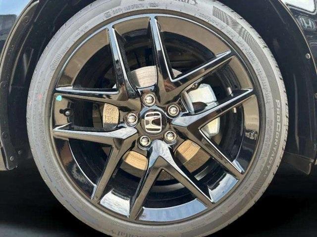 Photo of 2025 Crystal Black Pearl Honda Civic Hybrid