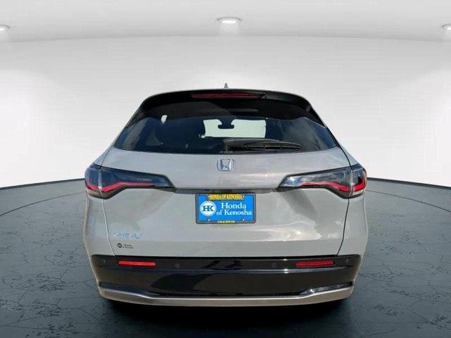 Photo of 2026 Pearl Honda HR-V