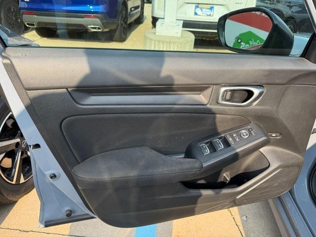 Photo of 2024 Gray Pearl Honda Civic
