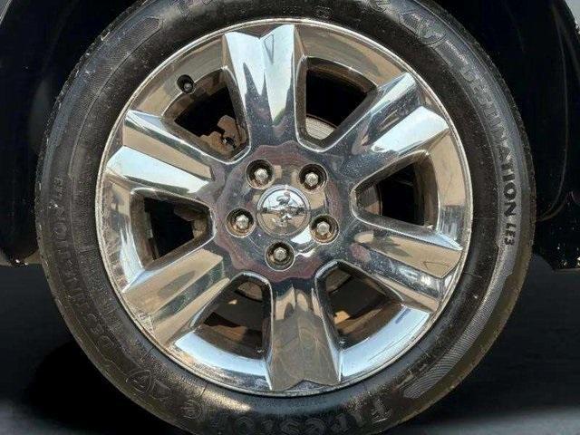 Photo of 2009 Brilliant Black Crystal Pearlcoat Dodge Journey