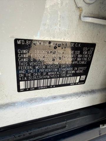Photo of 2023 Platinum White Honda HR-V
