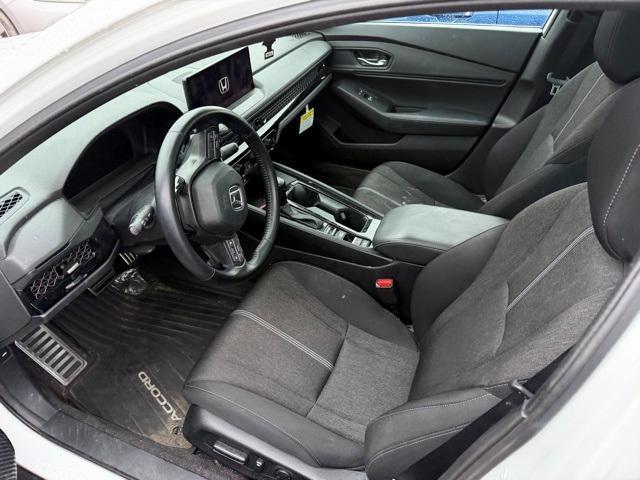 Photo of 2024 Platinum White Honda Accord Hybrid