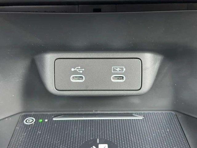 Photo of 2026 Silver Metallic Honda HR-V