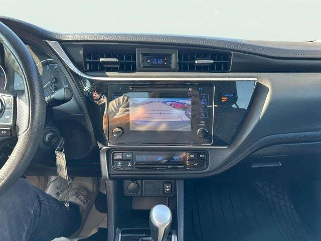 Photo of 2019 Gray Toyota Corolla