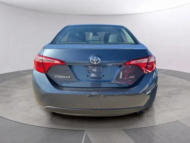 Photo of 2019 Gray Toyota Corolla