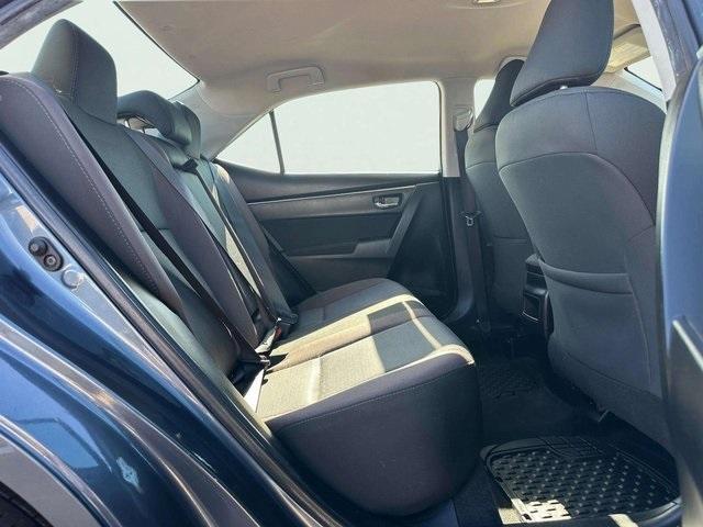 Photo of 2019 Gray Toyota Corolla