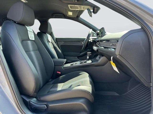 Photo of 2026 Pearl Honda Civic