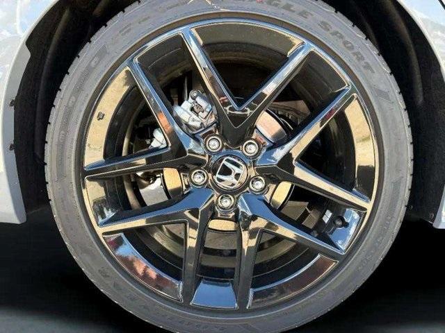 Photo of 2026 Pearl Honda Civic