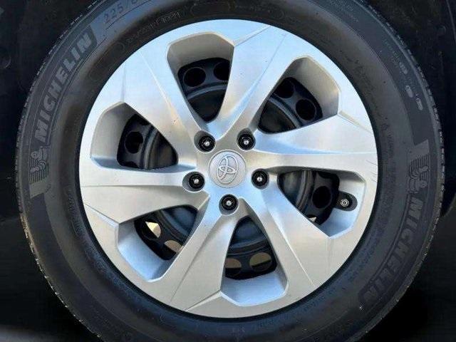 Photo of 2023 Magnetic Gray Metallic Toyota RAV4