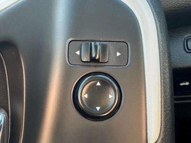 Photo of 2016 Gun Metallic Nissan Altima