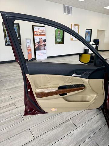 Photo of 2012 Basque Red Pearl II Honda Accord