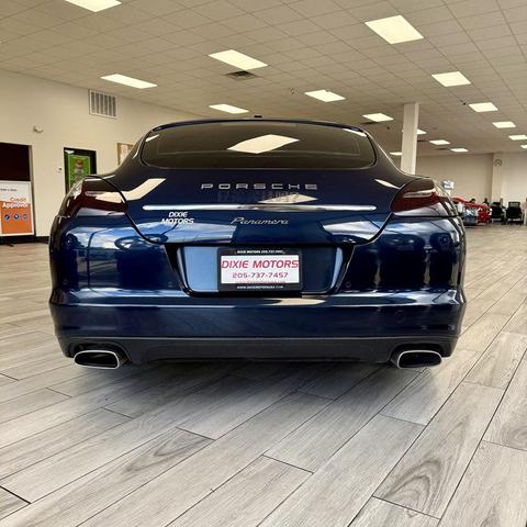 Photo of 2011 BLUE Porsche Panamera