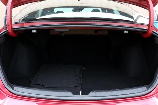 Photo of 2021 Red Kia K5