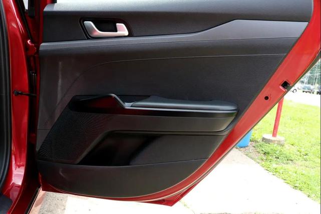 Photo of 2021 Red Kia K5