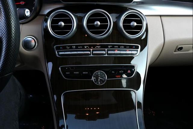 Photo of 2015 Black Mercedes-Benz C-Class