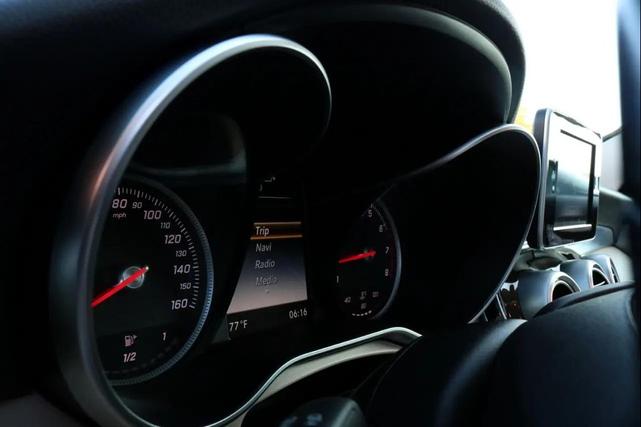 Photo of 2015 Black Mercedes-Benz C-Class