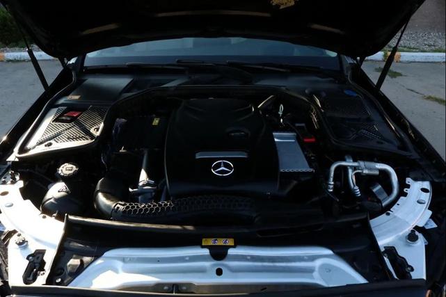 Photo of 2015 Black Mercedes-Benz C-Class