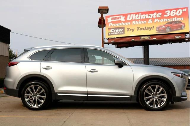 Photo of 2018 Silver Mazda CX-9
