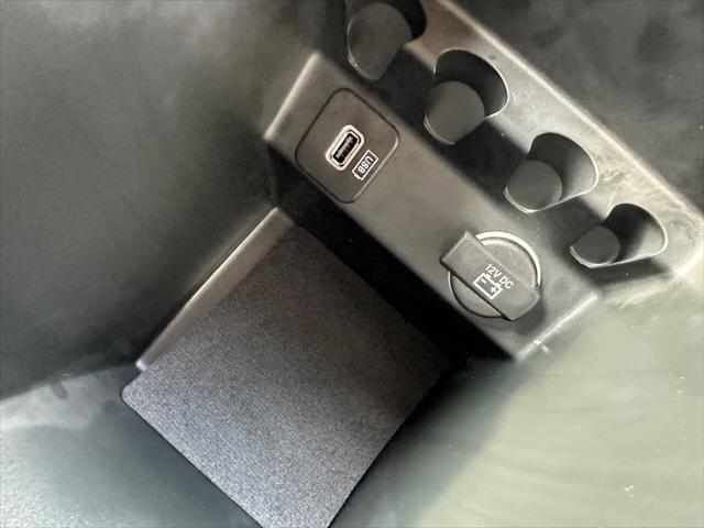 Photo of 2016 Billet Silver Metallic Clearcoat Jeep Cherokee