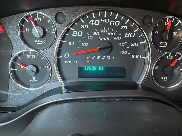 Photo of 2022 Summit White Chevrolet Express 2500