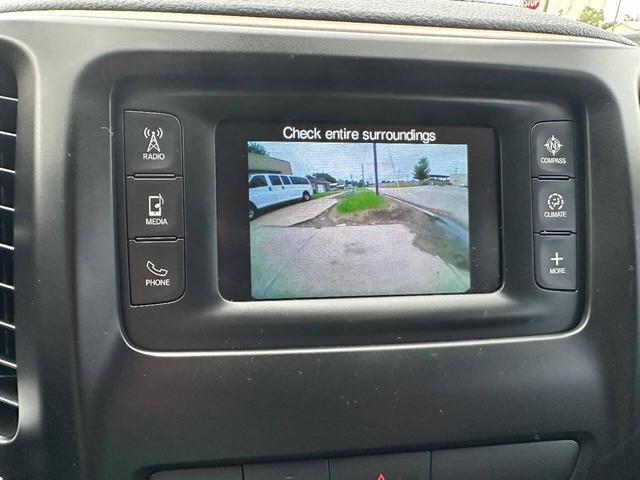 Photo of 2018 Billet Silver Metallic Clearcoat Jeep Cherokee