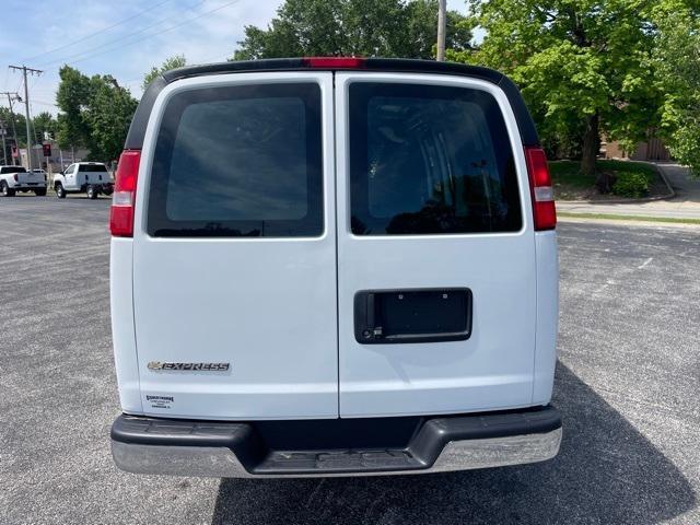 Photo of 2023 Summit White Chevrolet Express 2500