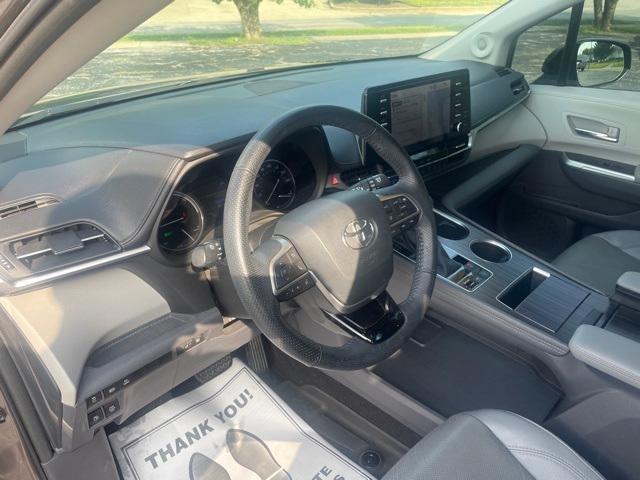 Photo of 2021  Toyota Sienna