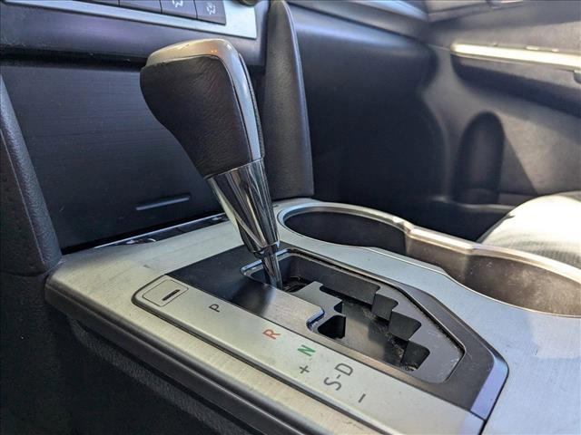 Photo of 2014 Cosmic Gray Mica Toyota Camry