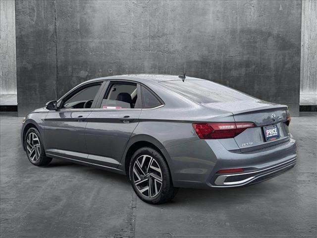 Photo of 2024 Silver Volkswagen Jetta