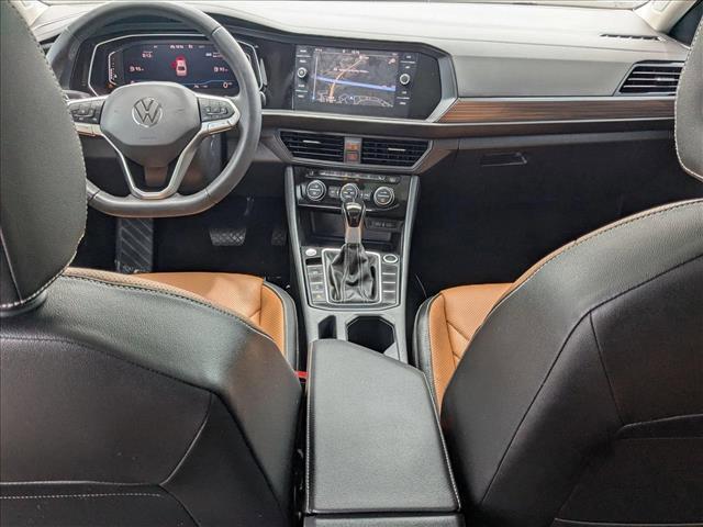 Photo of 2024 Silver Volkswagen Jetta