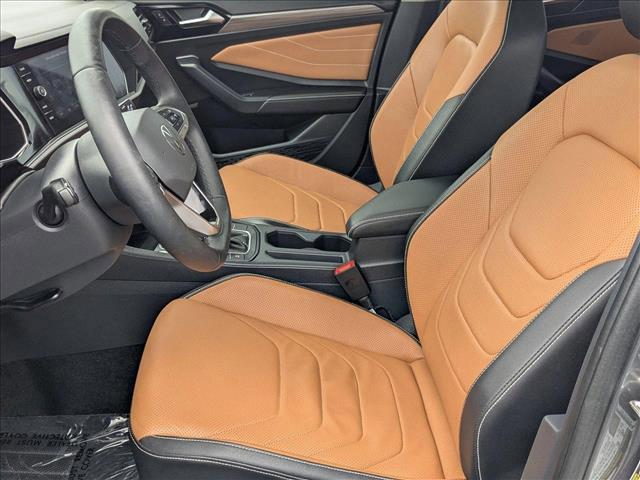 Photo of 2024 Silver Volkswagen Jetta