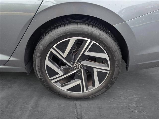 Photo of 2024 Silver Volkswagen Jetta