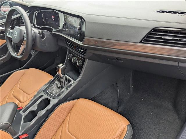 Photo of 2024 Silver Volkswagen Jetta