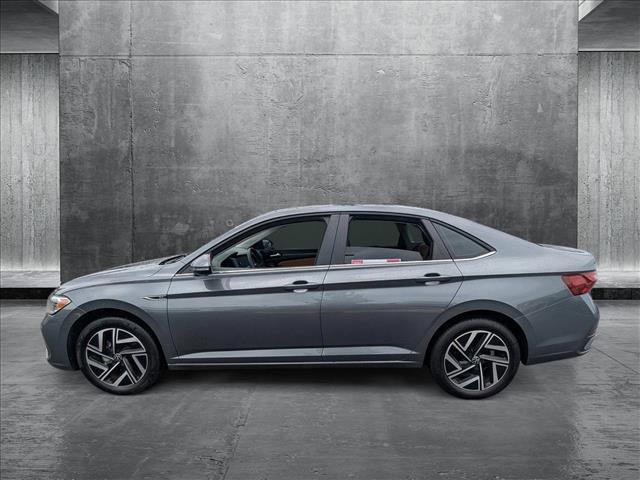 Photo of 2024 Silver Volkswagen Jetta
