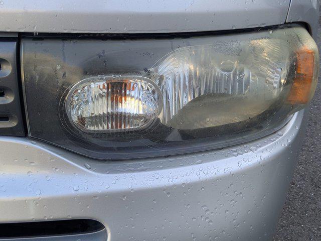 Photo of 2013 Brilliant Silver Metallic Nissan Cube