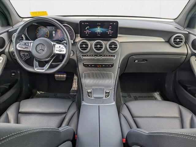 Photo of 2022 Black Mercedes-Benz GLC 300