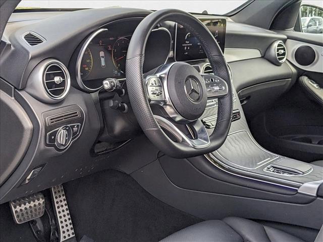 Photo of 2022 Black Mercedes-Benz GLC 300