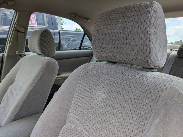 Photo of 2002 Gold Toyota Camry