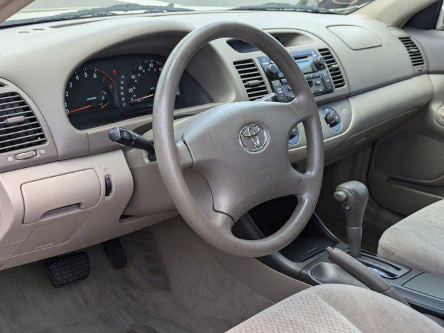 Photo of 2002 Gold Toyota Camry