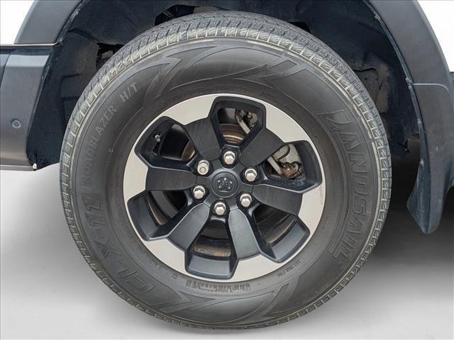 Photo of 2019 Bright White Clearcoat RAM 1500