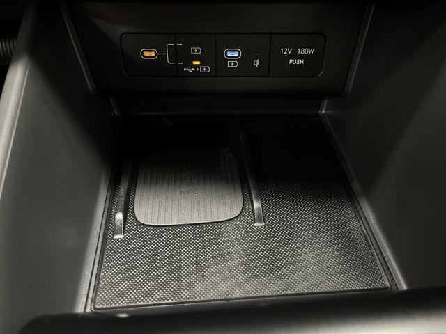 Photo of 2024 Onyx Black Hyundai SONATA Hybrid