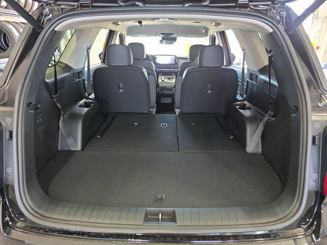 Photo of 2025 Abyss Black Pearl Hyundai PALISADE