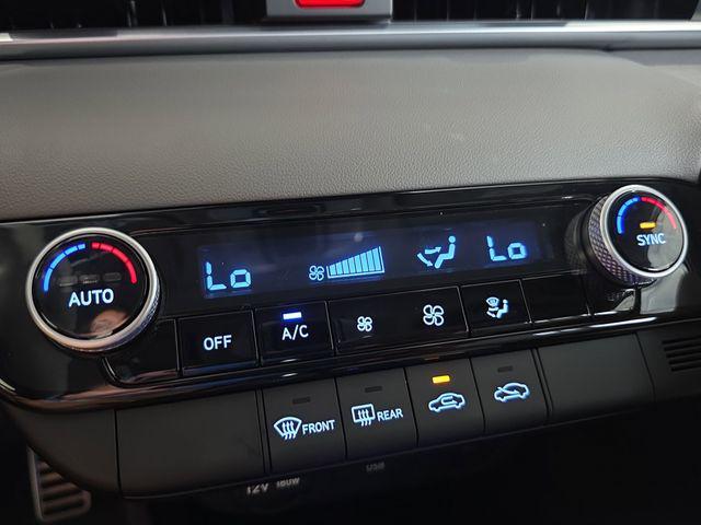 Photo of 2025 Ultimate Red Hyundai ELANTRA