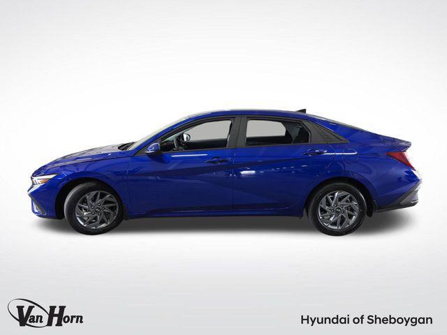 Photo of 2024 Intense Blue Hyundai ELANTRA