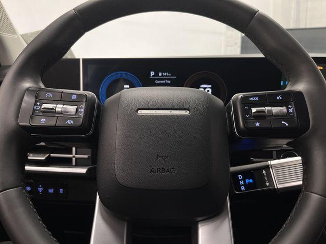 Photo of 2024 Shimmering Silver Pearl Hyundai SANTA FE