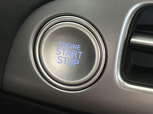 Photo of 2025 Hyper White Hyundai PALISADE